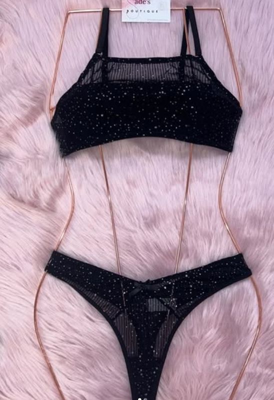black stars set