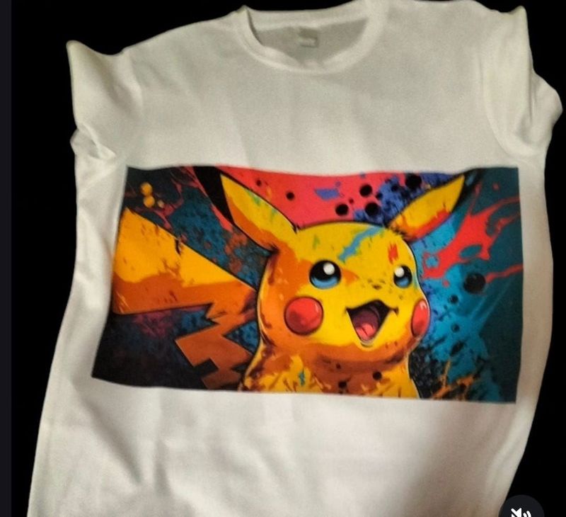 Camisetas y sudaderas