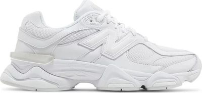 9060 &#39;Triple White&#39;