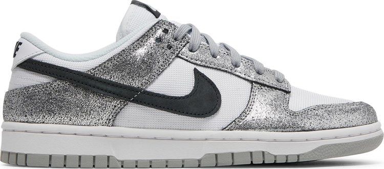 Dunk Low &#39;Metallic Silver&#39;