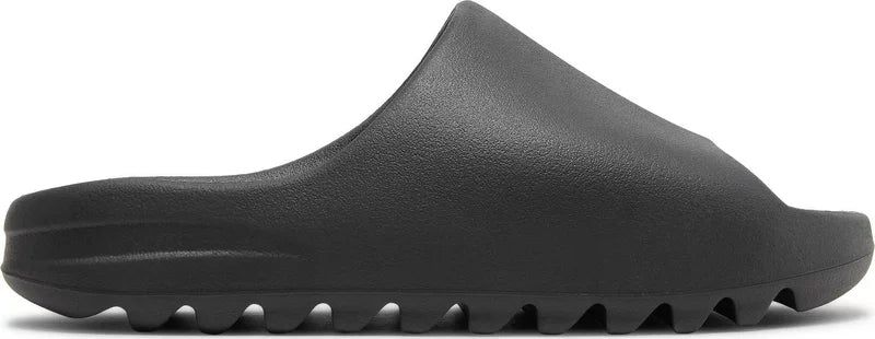 Yeezy Slides &#39;Onyx&#39;