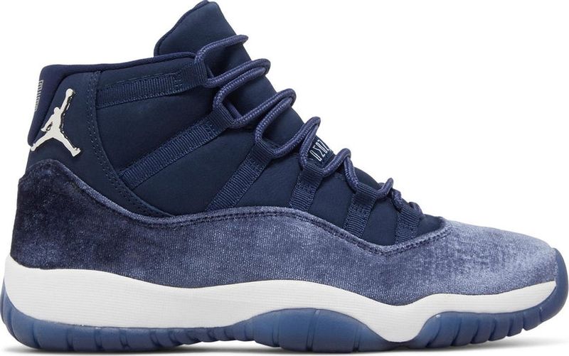 Air Jordan 11 Retro 'Midnight Navy Velvet''