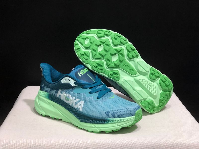 HOKA Challenger ATR 7