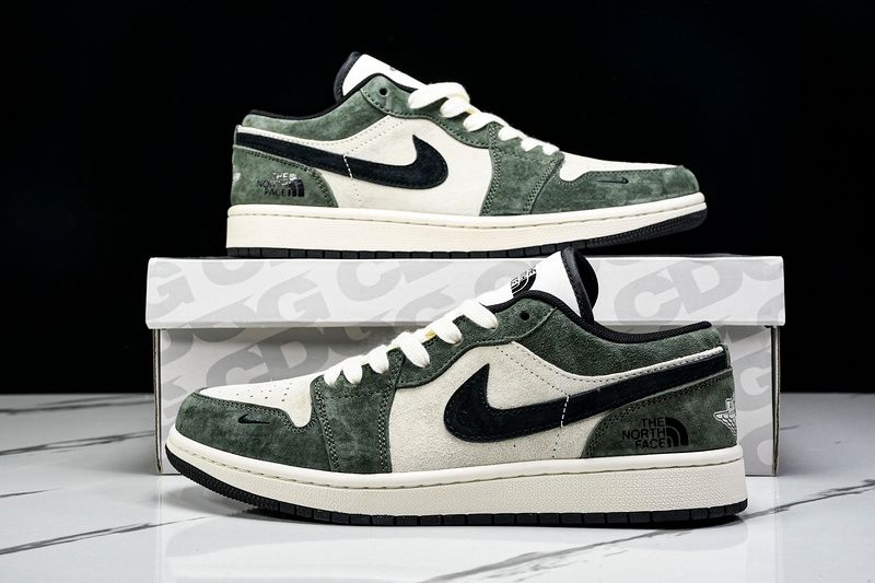 AIR JORDAN 1 LOW