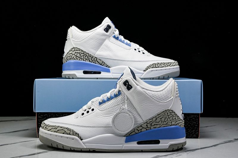 AIR JORDAN 3 RETRO UNC