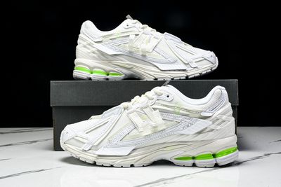1906 WHITE/GREEN