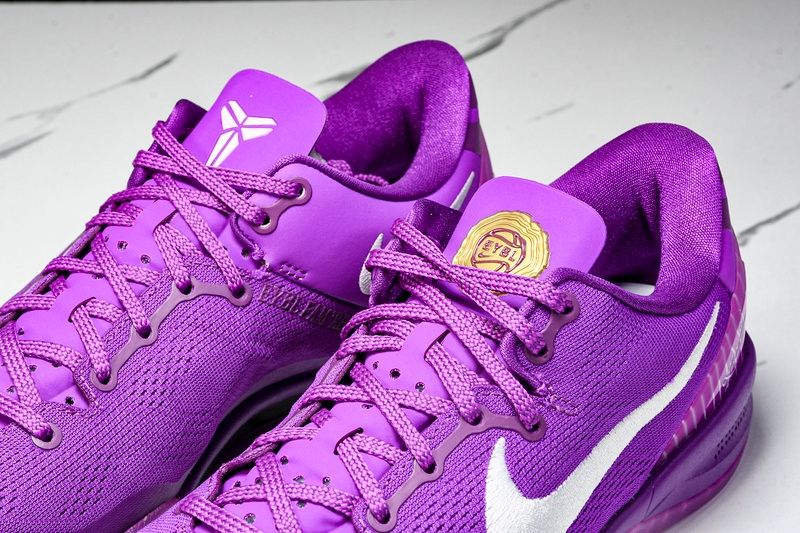 KOBE 8 PROTRO COURT PURPLE DARK