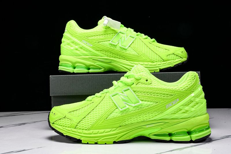 1906 SERIES FLUORESCENT GREEN