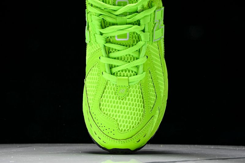 1906 SERIES FLUORESCENT GREEN