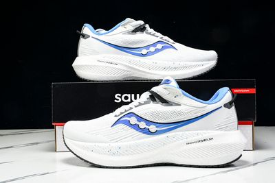 SAUCONY TRIUMPH 21