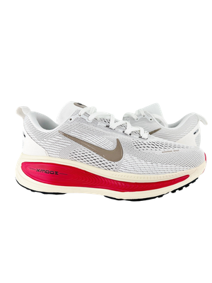 Nike VOMERO 18X