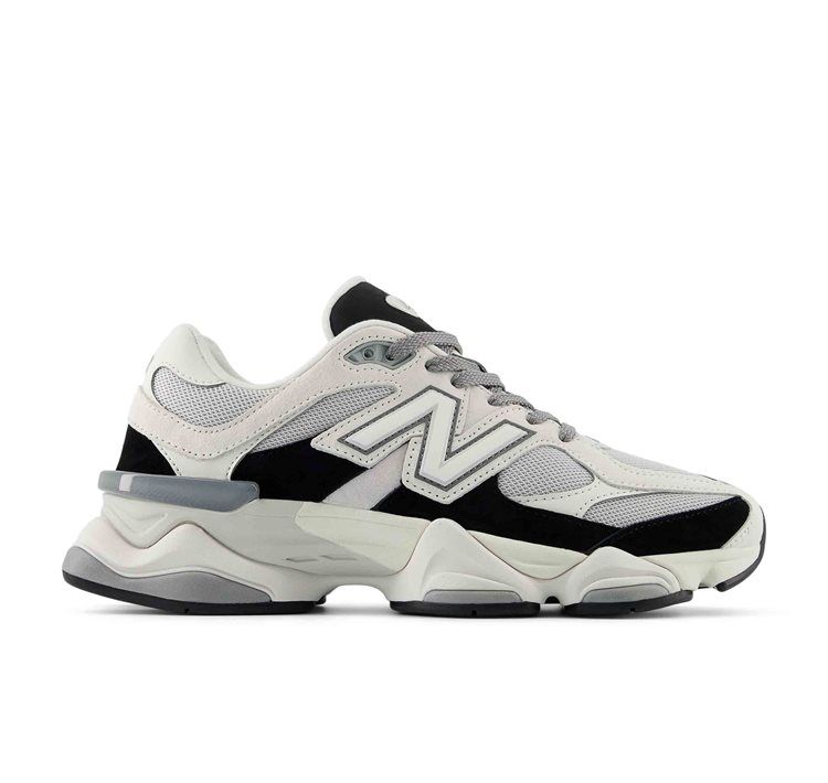 9060 Jet Sneakers On White 