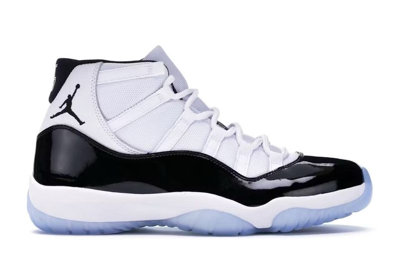 Air Jordan 11 Retro Concord