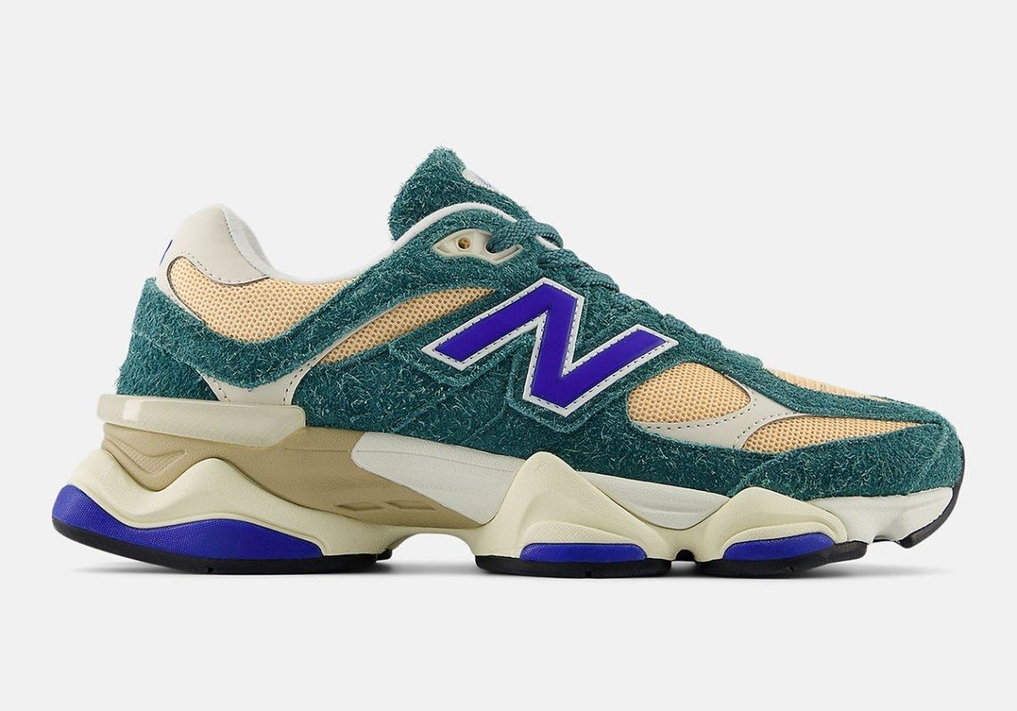 9060 “Green/Royal”