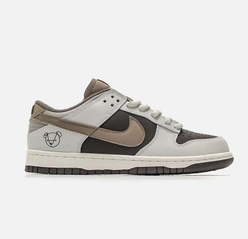 OTOMO KATSUHIRO X NIKE SB DUNK