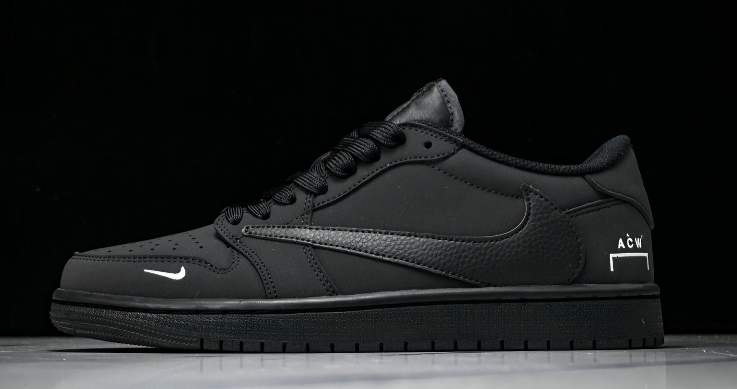 TRAVIS SCOTT X FRAGMENT DESIGN