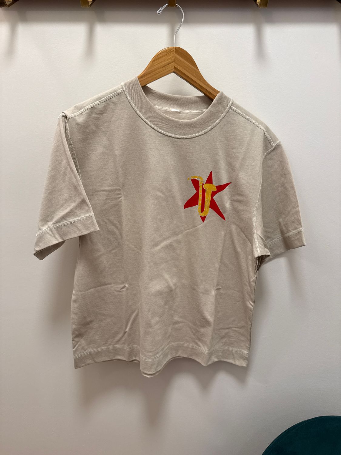 Beige Tee with Chicago Sign and Sax