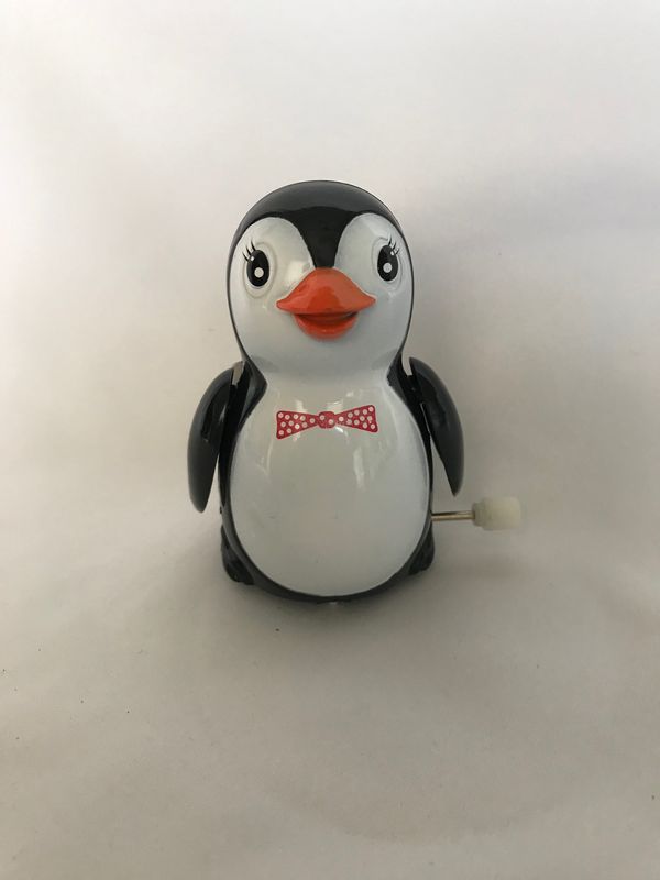 Wind Up Waddling Penguin