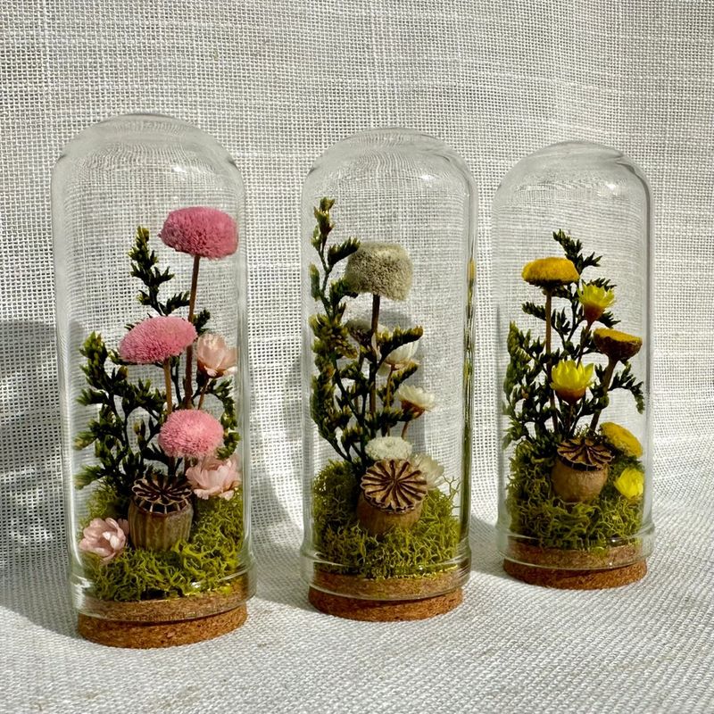 Flower Forest Mix Mini Cloche Terrarium W. Dried Florals 2.75