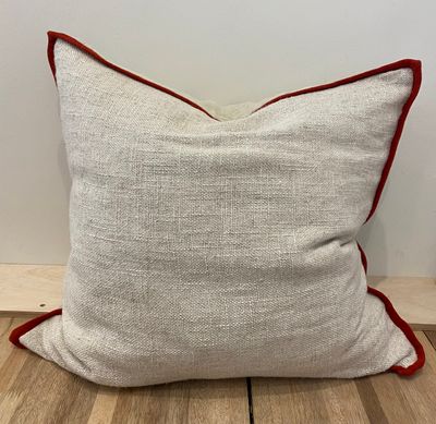 Kussenhoes grijs rode rand 50X50