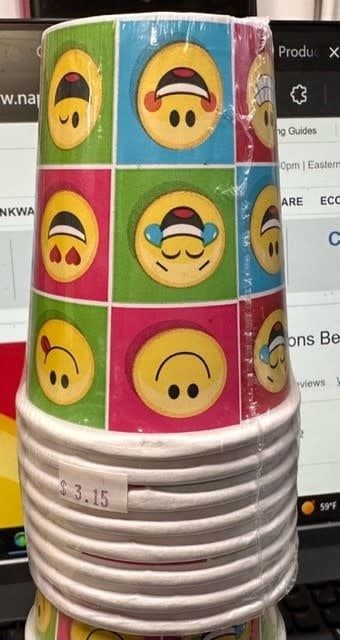 Emojis 9 oz cup 8ct