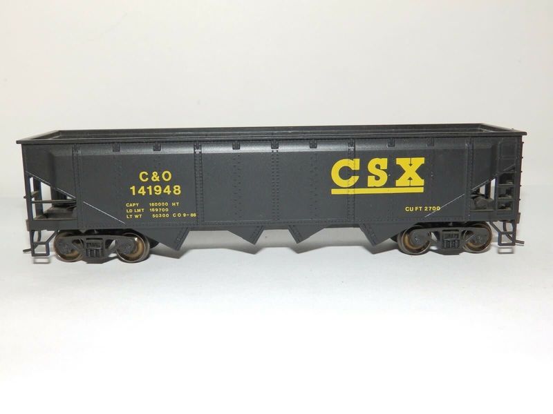 BACHMANN SILVER HO scale CSX C&amp;O #141948 QUAD HOPPER 40&#39; KADEE&#39;S &amp; STEEL WHEELS