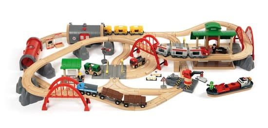 BRIO® Deluxe Railway Set