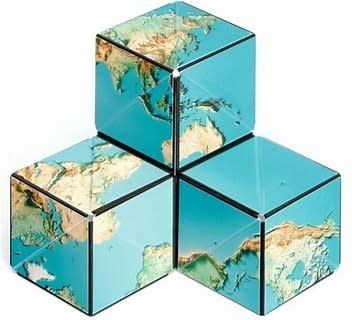Shashibo The Shape Shifting Box - Earth