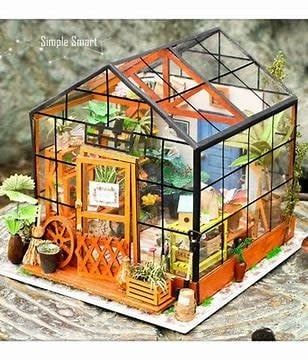 DIY Miniature Cathy&#39;s Flower House