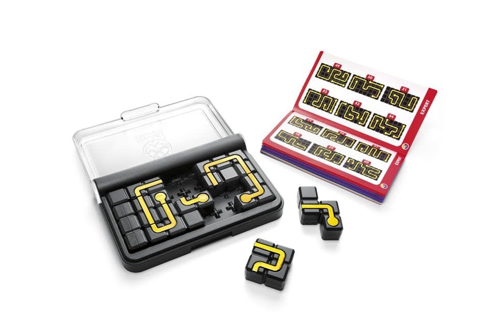 IQ Circuits Puzzle Game