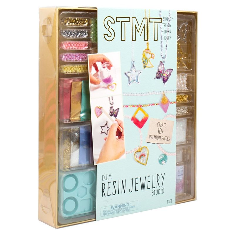 DIY Resin Jewelry Studio
