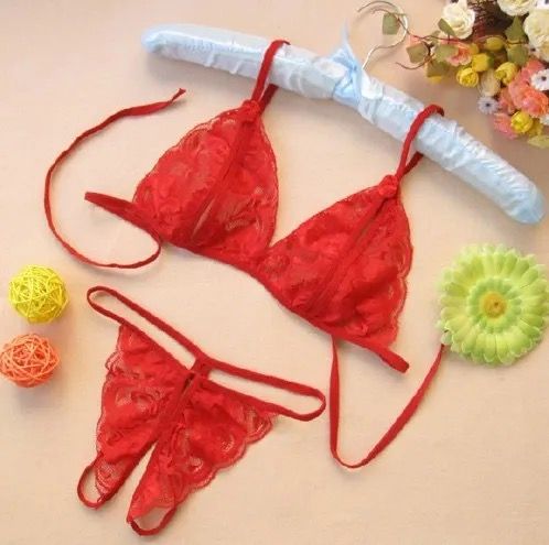 Lace Crotchless Panty Set-Red One Size