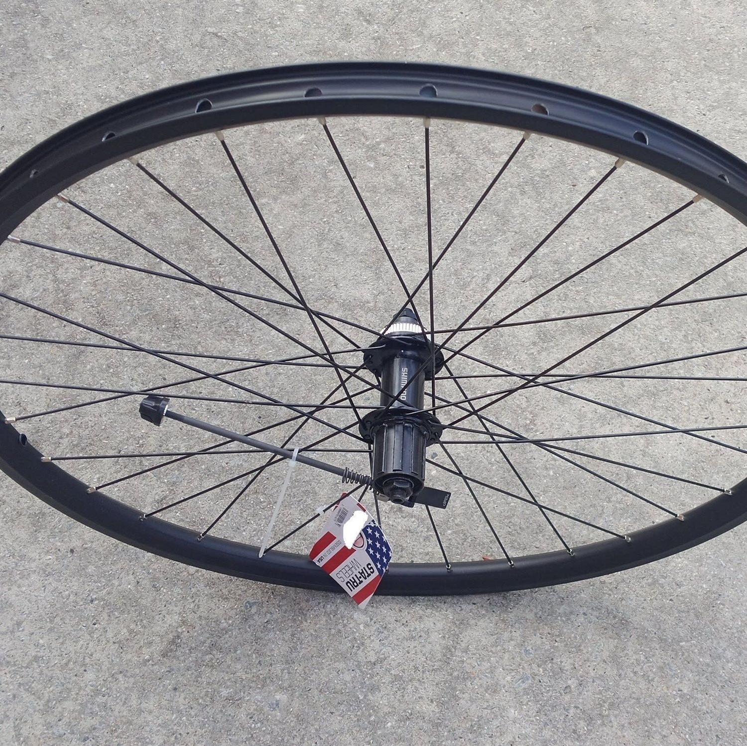 Wheel 26&quot; Shimano FH-TX505 Cassette QR Centerlock Disc 32H Tubeless PV/SV Black
