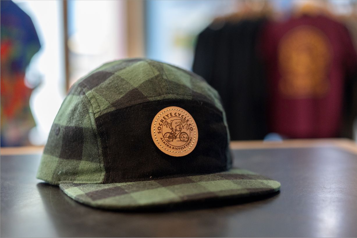 Hat Captuer 5-Panel Flannel w/ Leather Patch Green