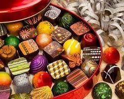 Tin of Treats 2000 pc