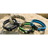 Survival Bracelet with Whistle 