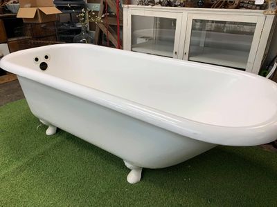 Clawfoot Tubs