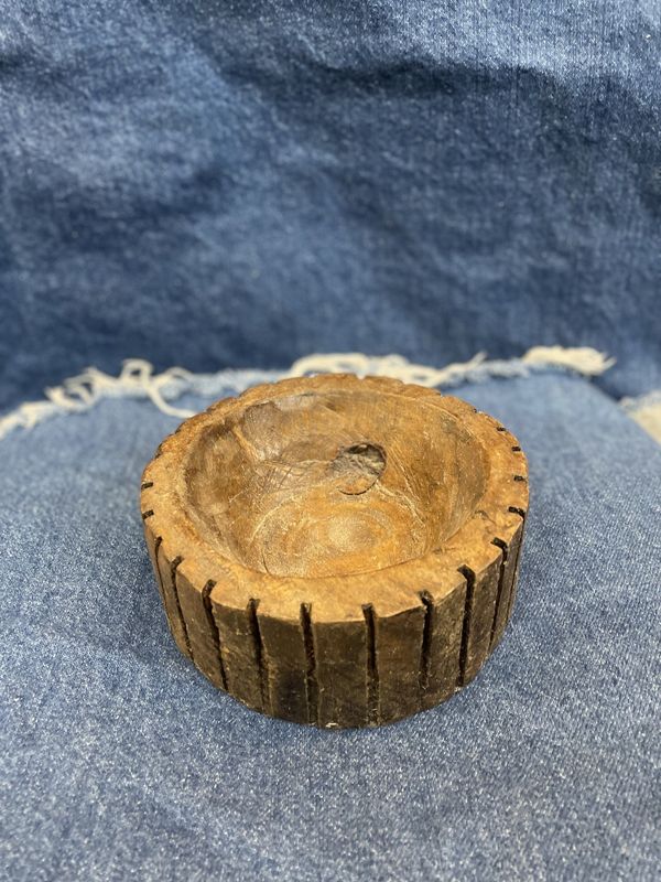 Round Ribbed Bowl