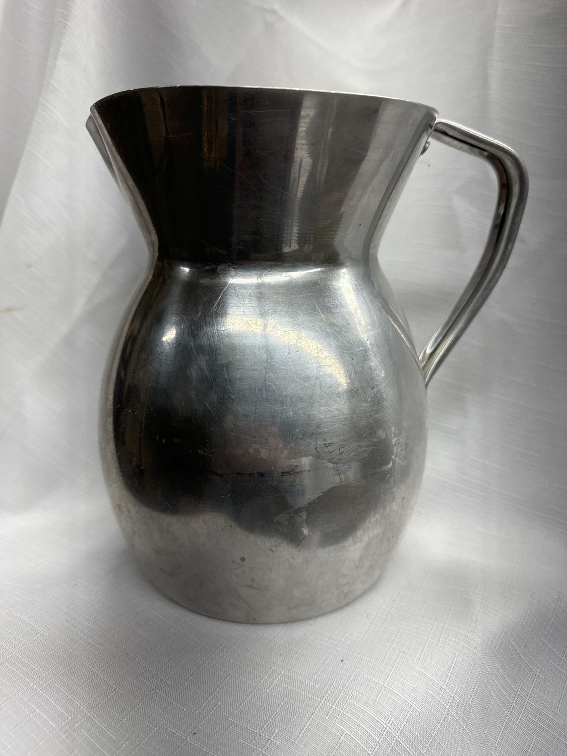 IMUSA Aluminum Pitcher