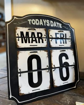 Metal Calendar