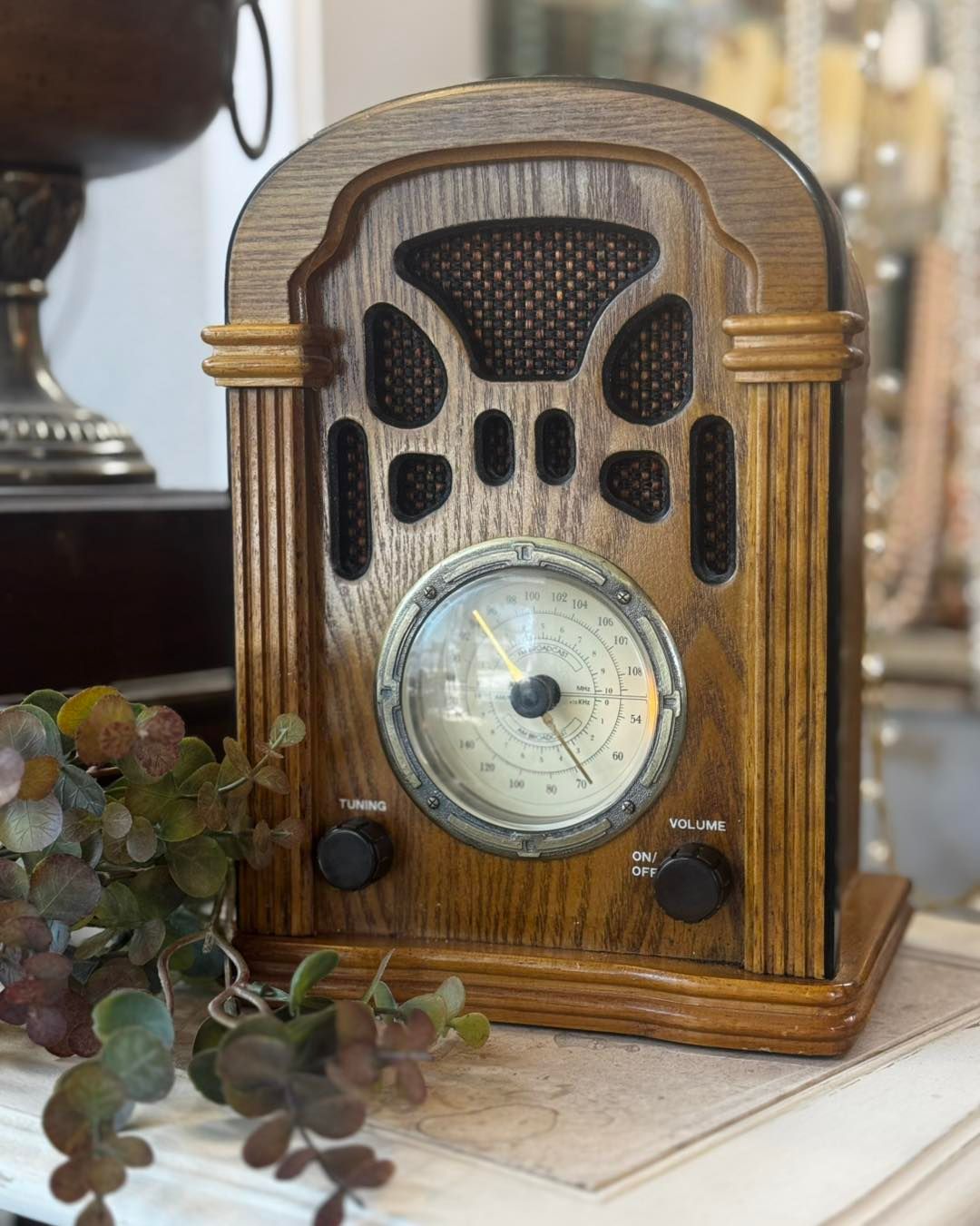 Vintage Collectors Edition Radio