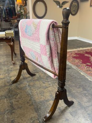 Antique Quilt Ladder