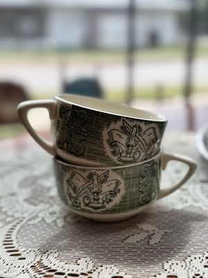 The Old Curiosity Cups set of 2