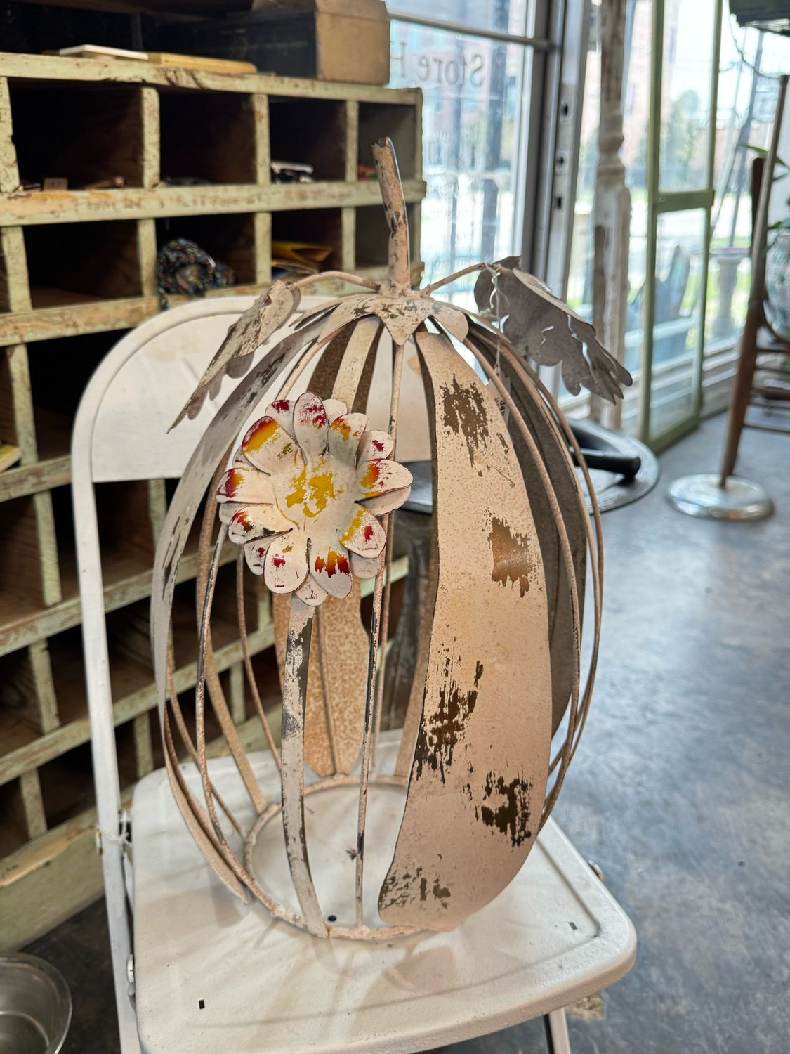 Lg Metal Pumpkin Wire