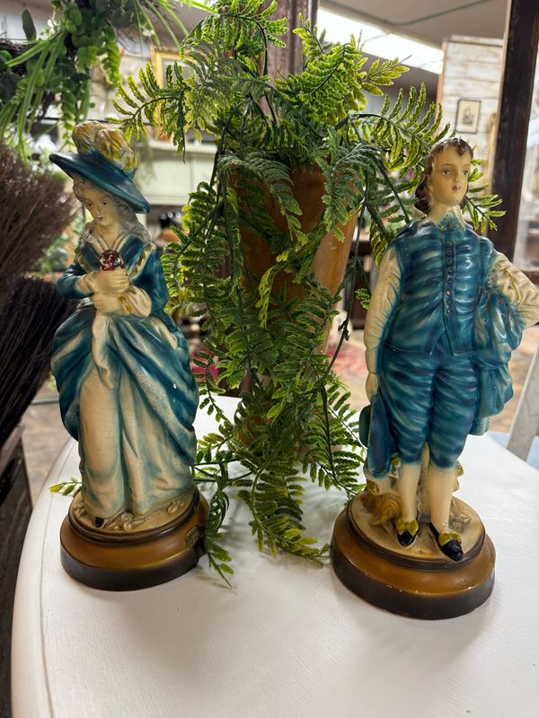 Vintage 1940 Victorian Couple