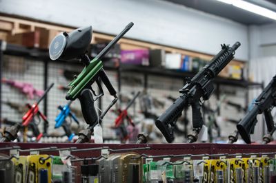 Guns / Markers