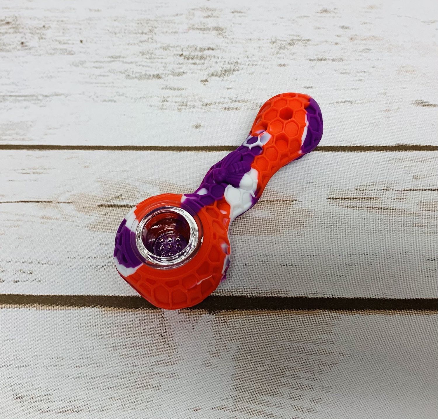 4.25&quot; Silicone Pipe w/ bowl &amp; dabber