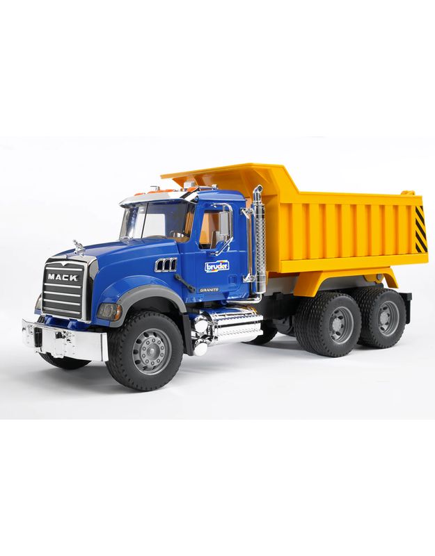 MACK GRANITE DUMP TRUCK