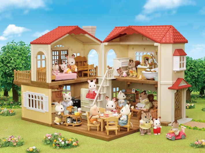 CC Red Roof Country Home