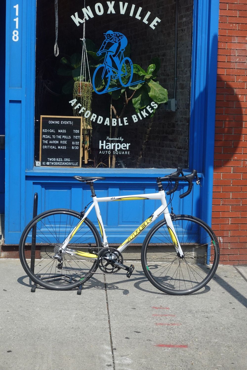 Trek 2.1